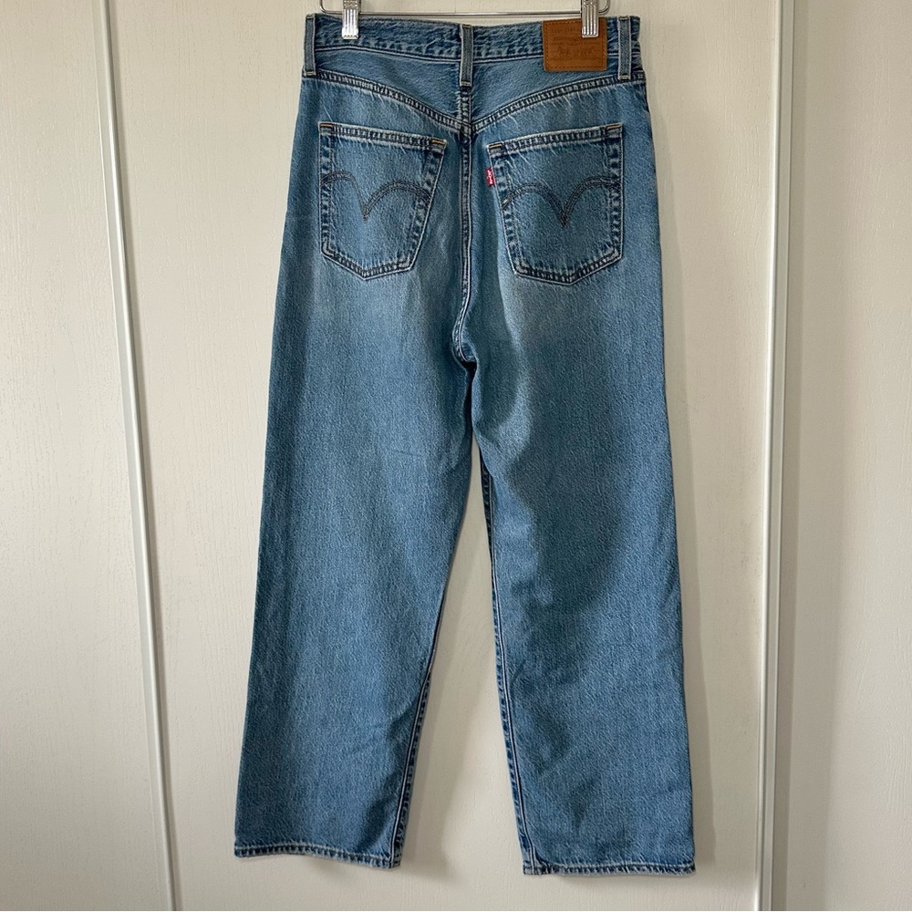 Levi’s Women’s Medium Blue Wash Ribcage Straight Button Front Jeans- Size 27x27 - Picture 3 of 12